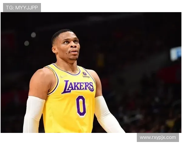 威少对阵湖人状态火热 半场11分5篮板3助攻 三分三中三正负值+10 威少对阵湖人状态火热 半场11分5篮板3助攻 三分三中三正负值+10