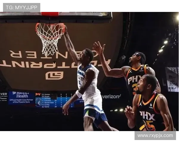 哈特19分钟抢下14个篮板 自觉进攻不稳定感到全身酸痛